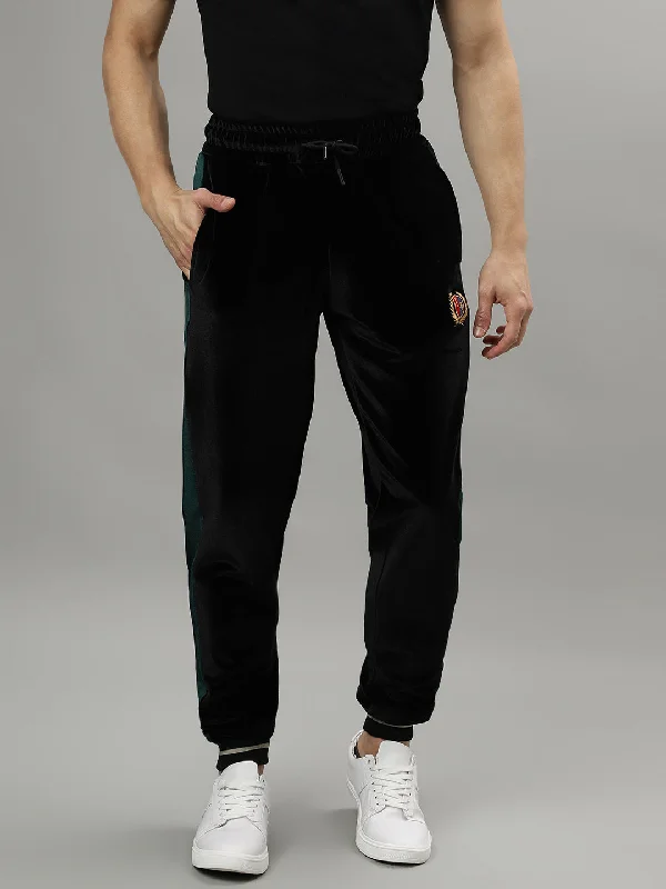 Iconic Men Solid Regular Fit Trackpant