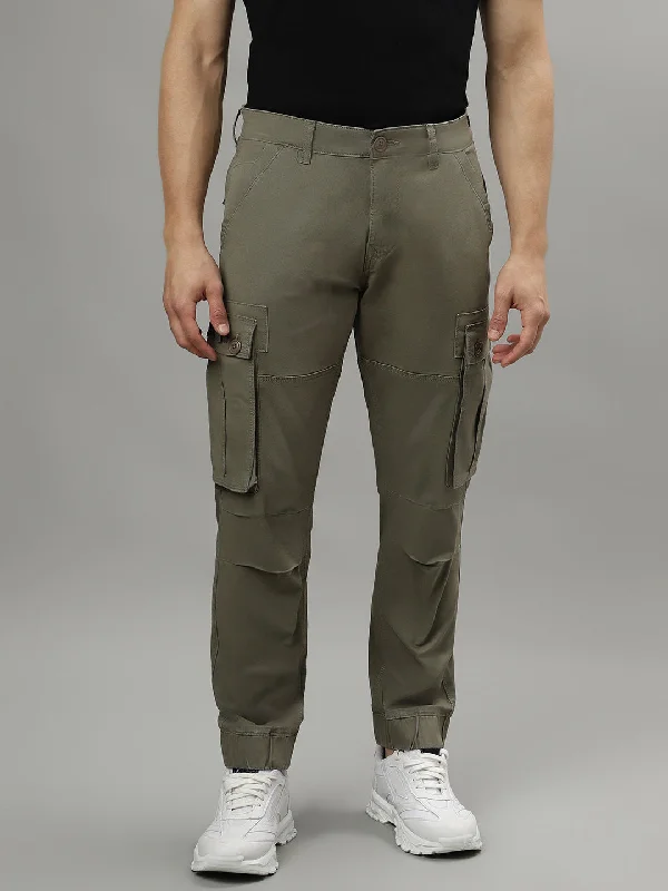 Iconic Men Solid Mid-rise Regular Fit Cargo Trousers